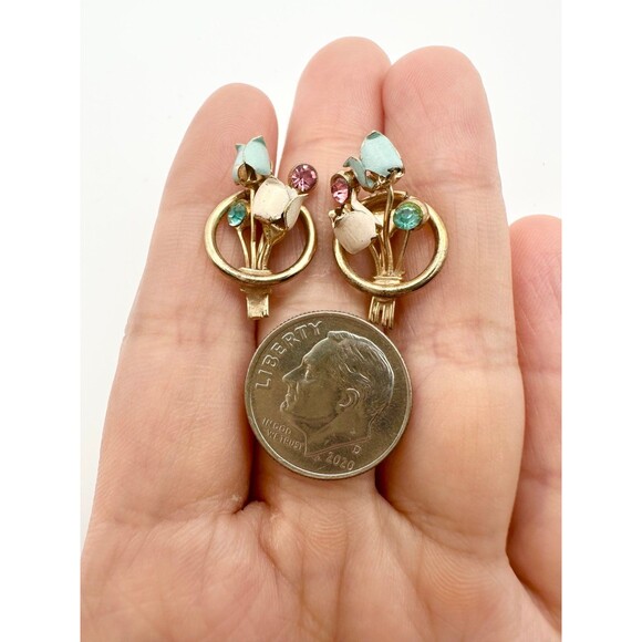Vintage gold tone enamel tulip screw back earrings - Picture 4 of 4